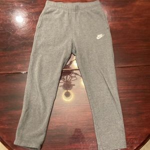 Men’s Nike Sweatpants (Size Small)